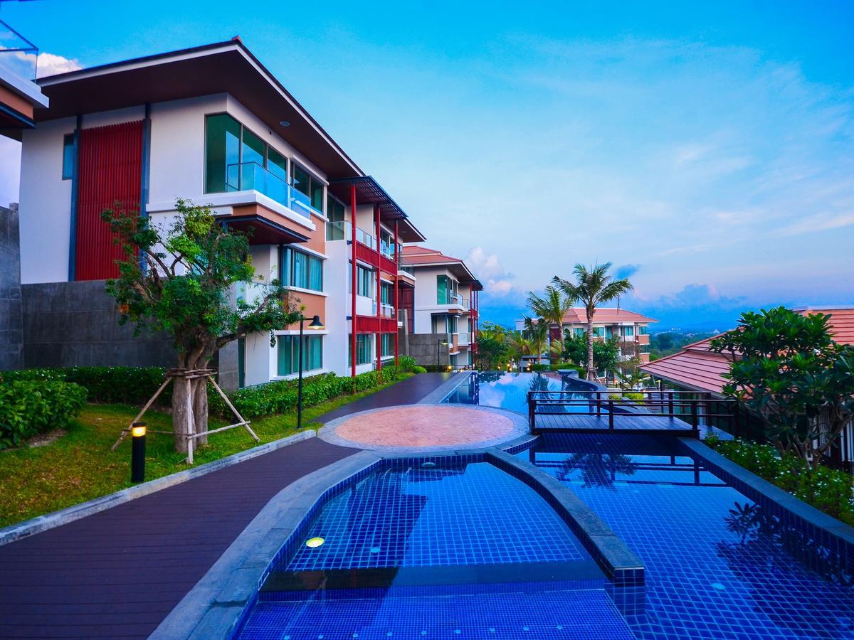 Phumundra Resort Phuket Exterior photo