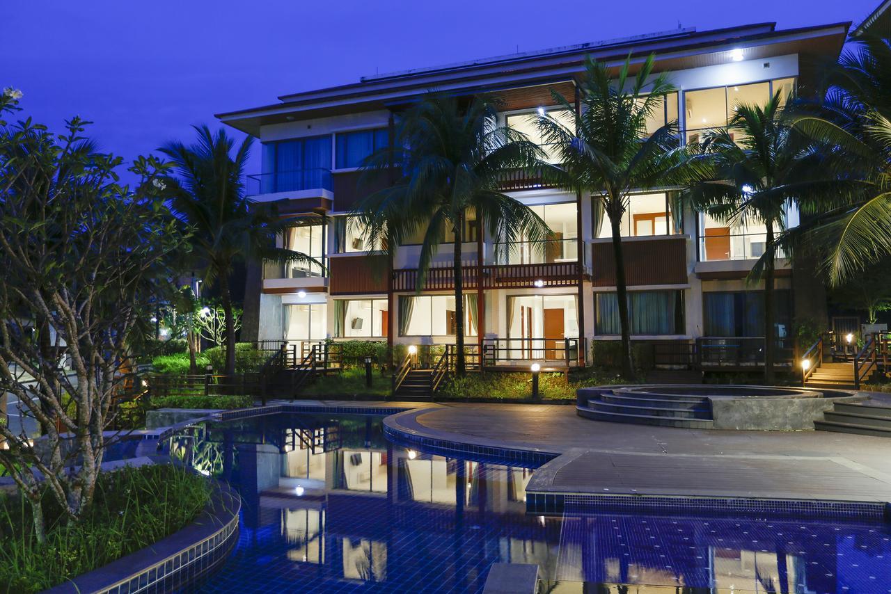 Phumundra Resort Phuket Exterior photo
